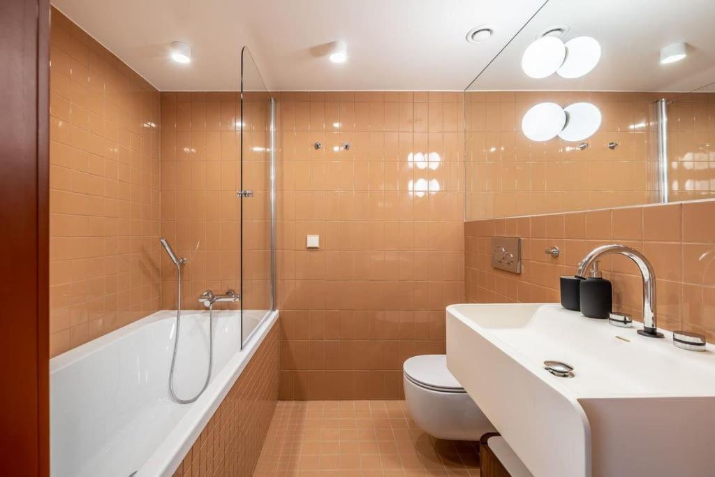 Apartament Designer Loft In The City Center Ryga Zewnętrze zdjęcie