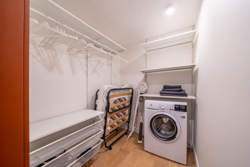 Apartament Designer Loft In The City Center Ryga Zewnętrze zdjęcie